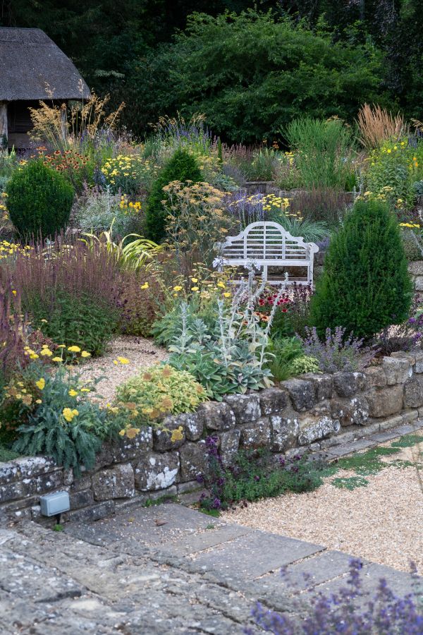 The Sand Garden – A Bold New Trend in Resilient Garden Design – The Middle-Sized Garden