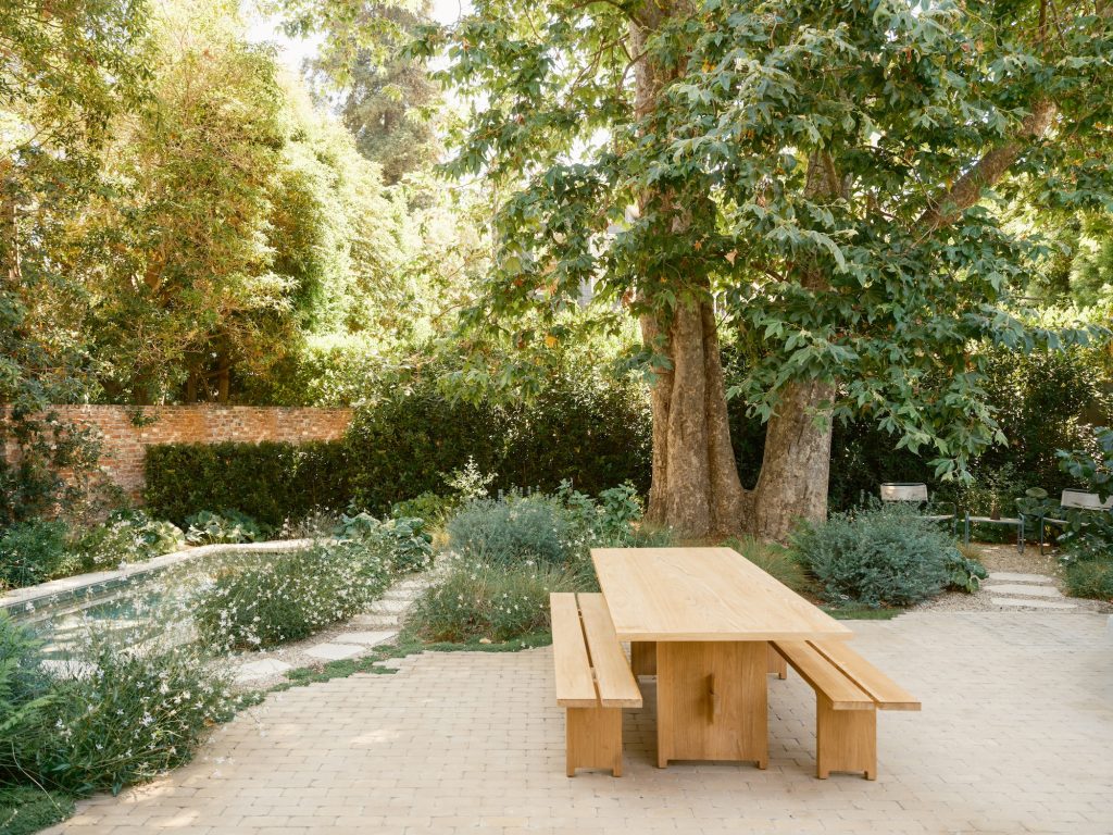 A Santa Monica Backyard by ORCA Inspired by Mediterrannean Landscapes