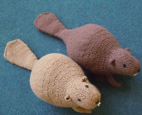 amazing lifelike knitted animal toys free patterns