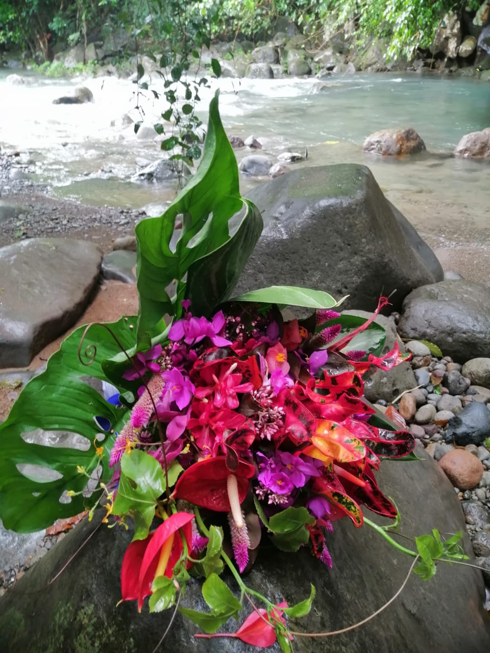 christine's three weddings bouquets a gpod takeover 6 weddings bouquets gpod