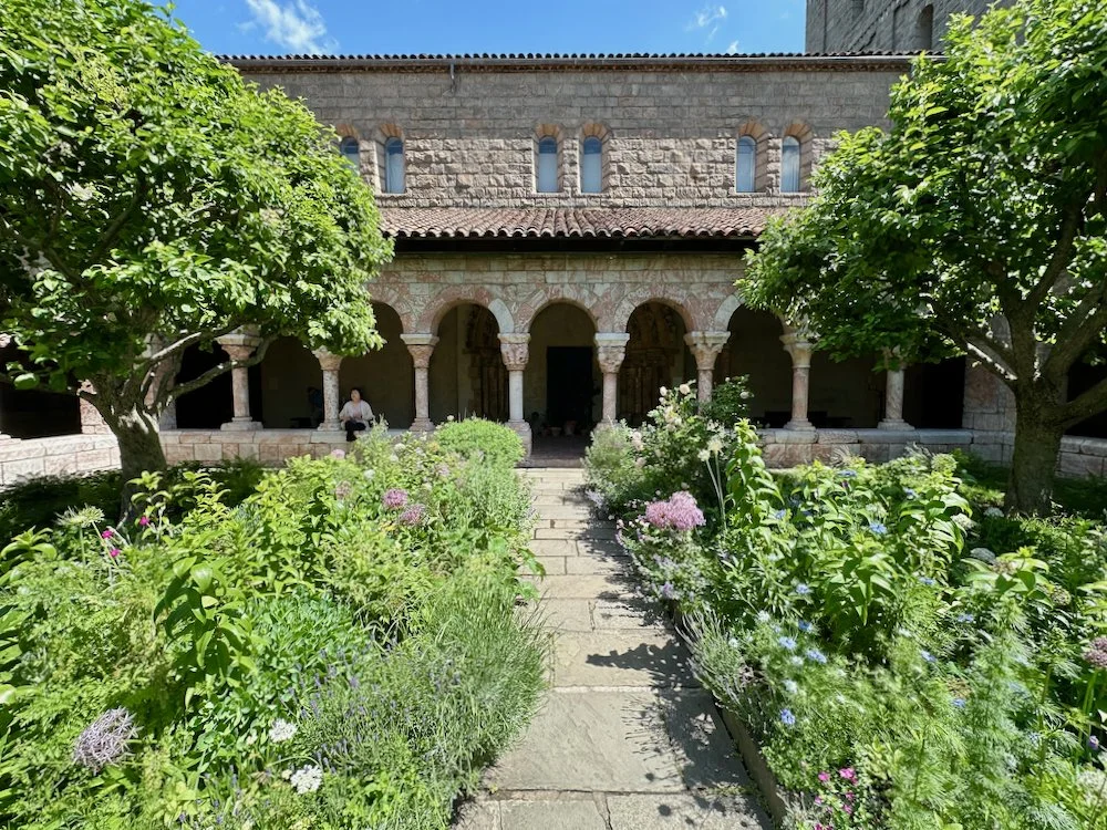 met cloisters gardens