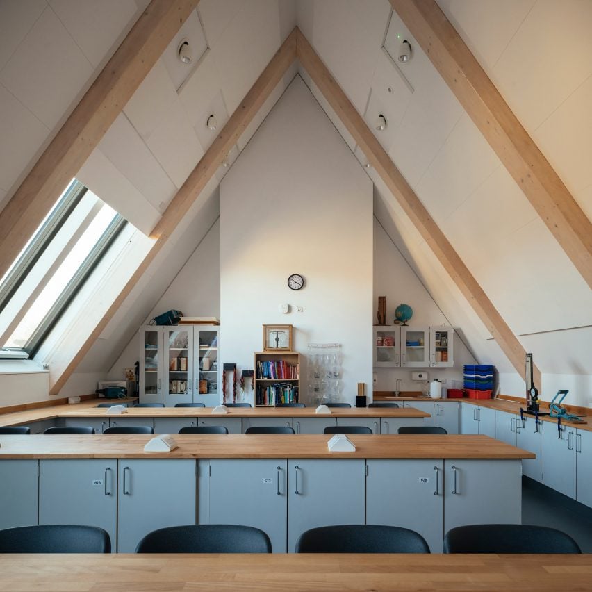 the rausing science centre for the king's school in canterbury by walters & cohen