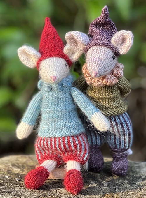 7 weird christmas toys free knitting patterns bright stuffs 2 weird christmas toys