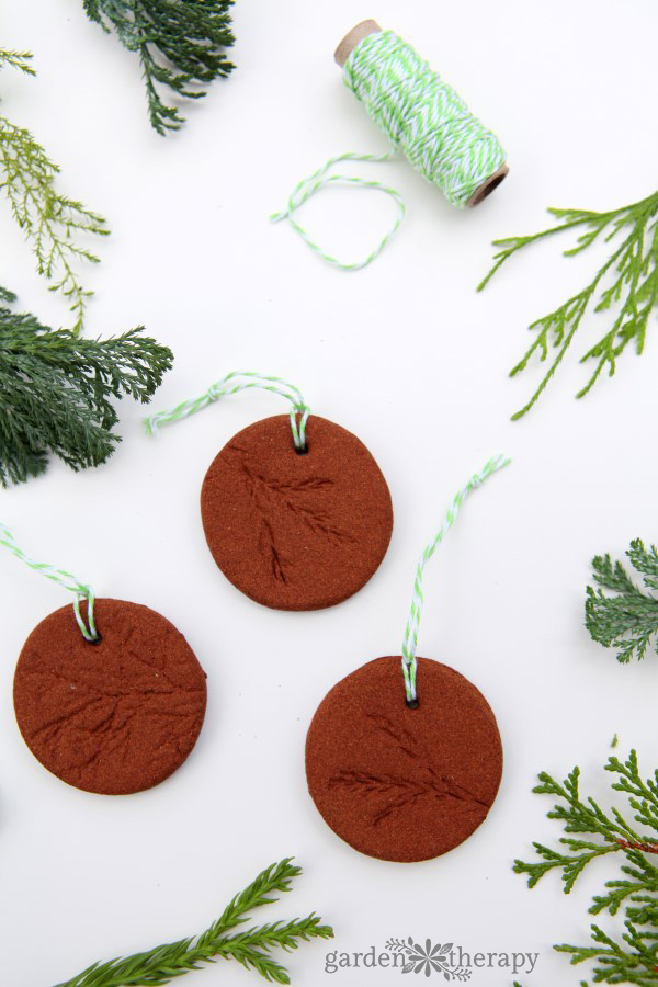 Fill Your Home With the Sweet Sweet Smell of Cinnamon Ornaments