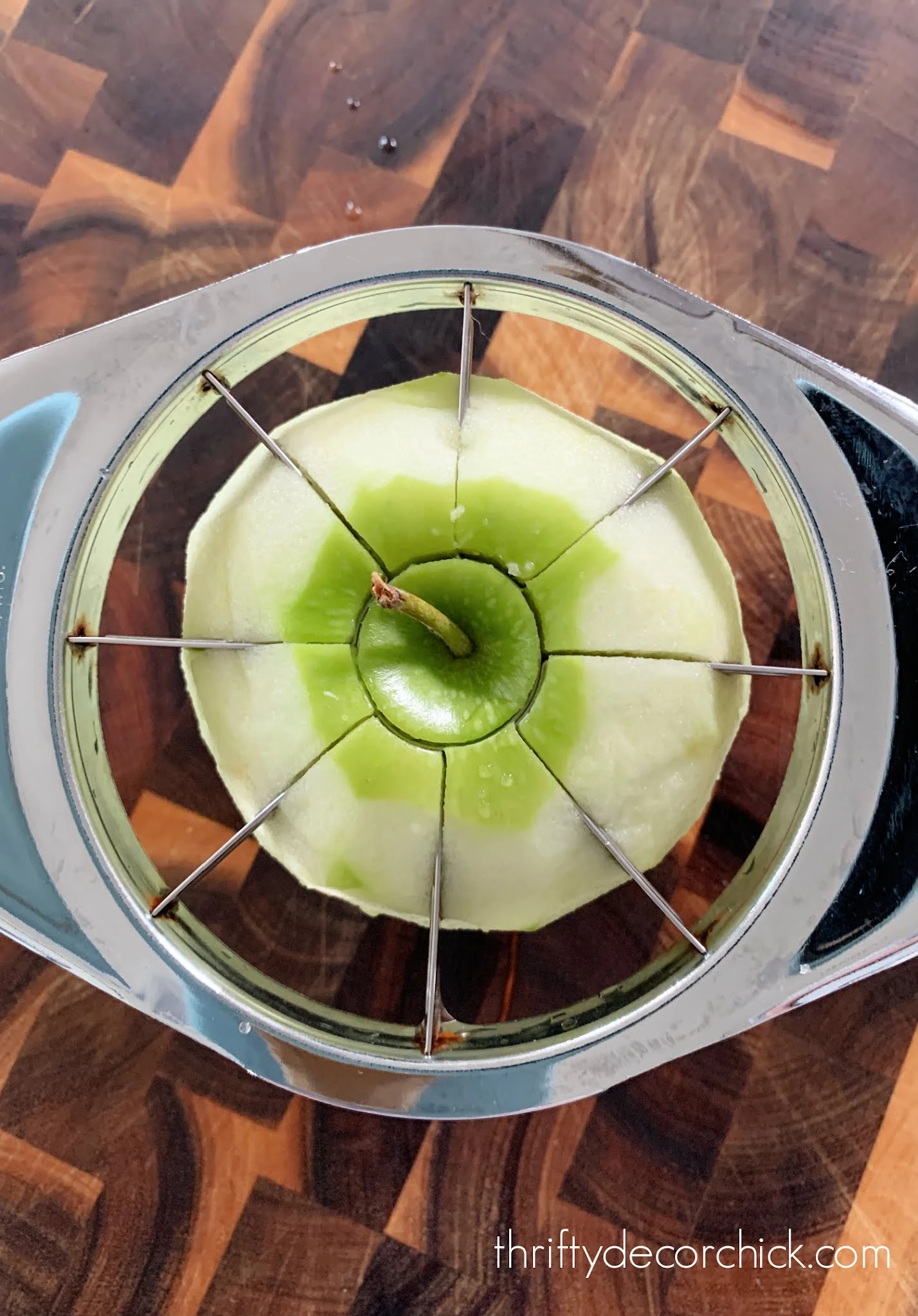 the easiest homemade crock pot applesauce recipe thrifty decor chick 1 handheld apple slicer/corer