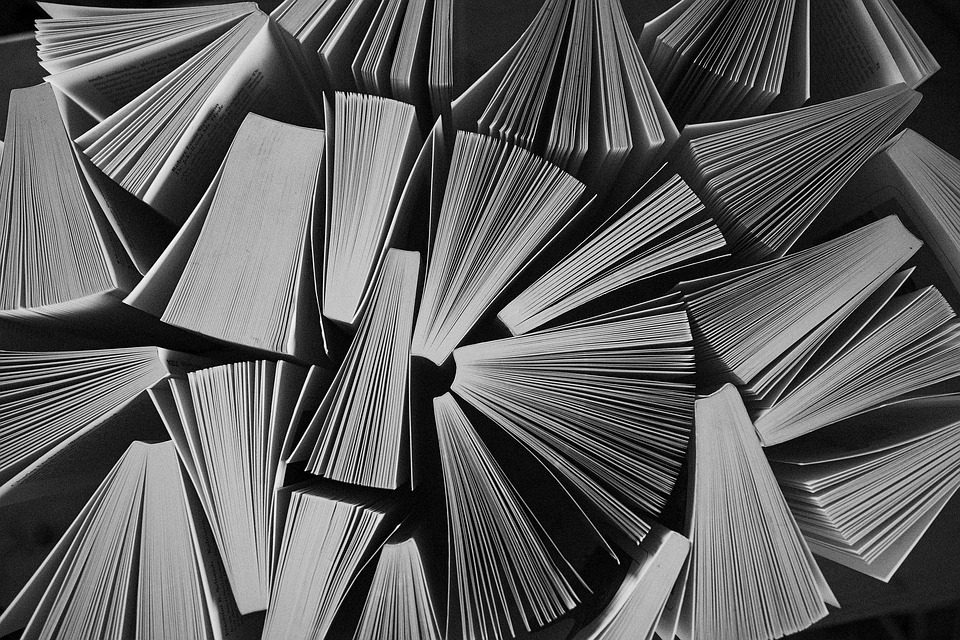 Anchors ritual in autumnal release, symbolizing impermanence through hygge-inspired resin-casting.