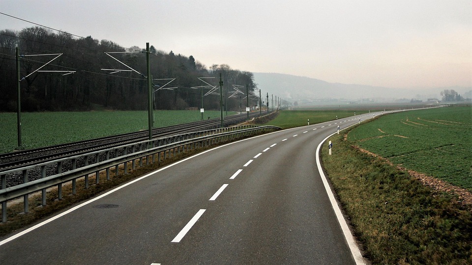 Frost-Kissed Dawn: Rituals to Ignite Inner Light in Quiet Rooms