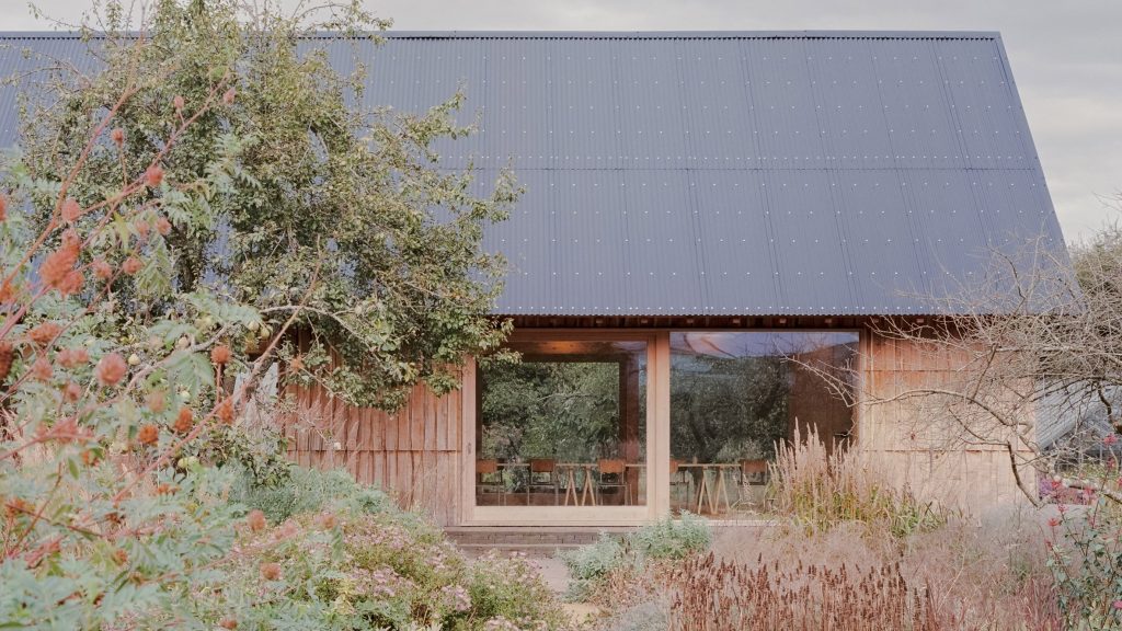 Hand cleft oak shingles cloak wellbeing centre in Hertfordshire by Okra