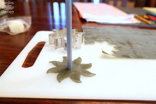 diy beeswax succulent candles