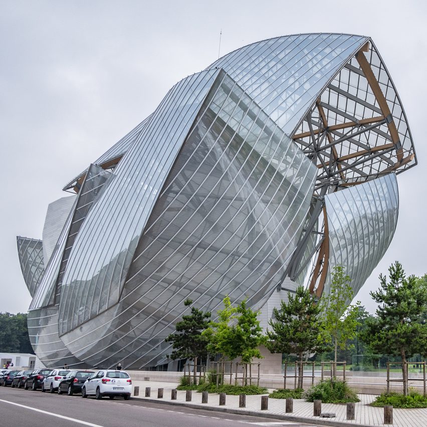 frank gehrys 15 most significant buildings 9 fondation louis vuitton, france, 2014