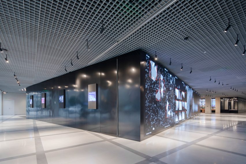 interior view at spark 716 by lllab