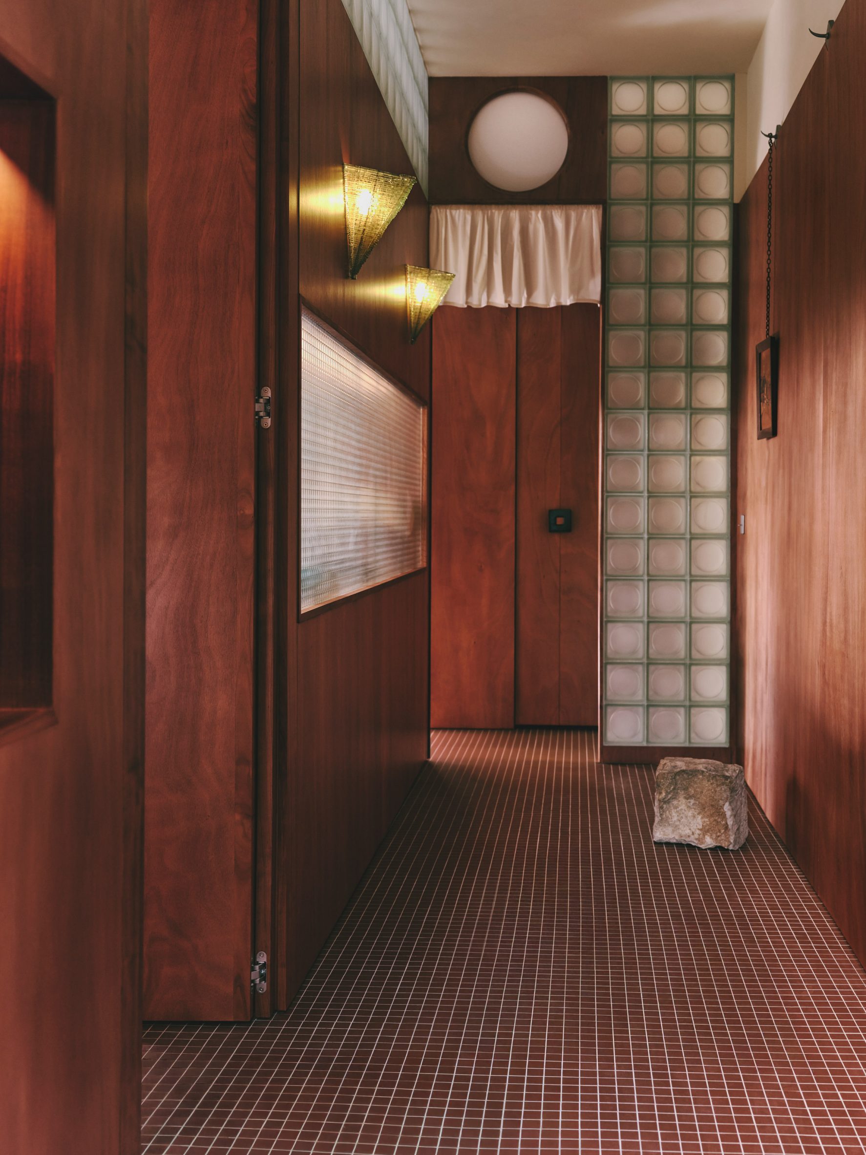 okoumé wooden interior