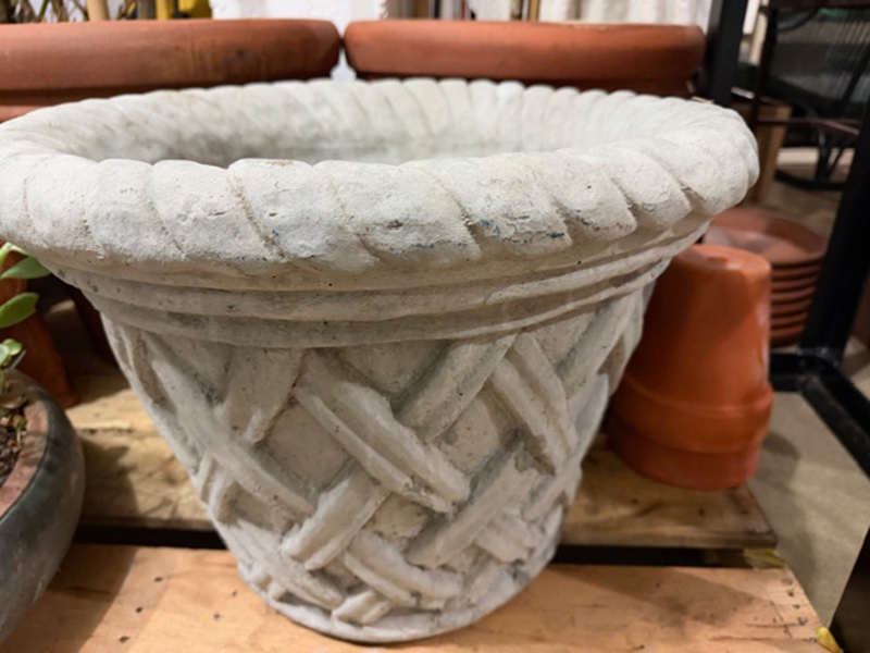 english weave concrete planter