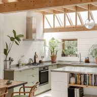 nimtim architects uses colour to unite extended london home 3 kitchen and dining room of a simple addition by oeb architects