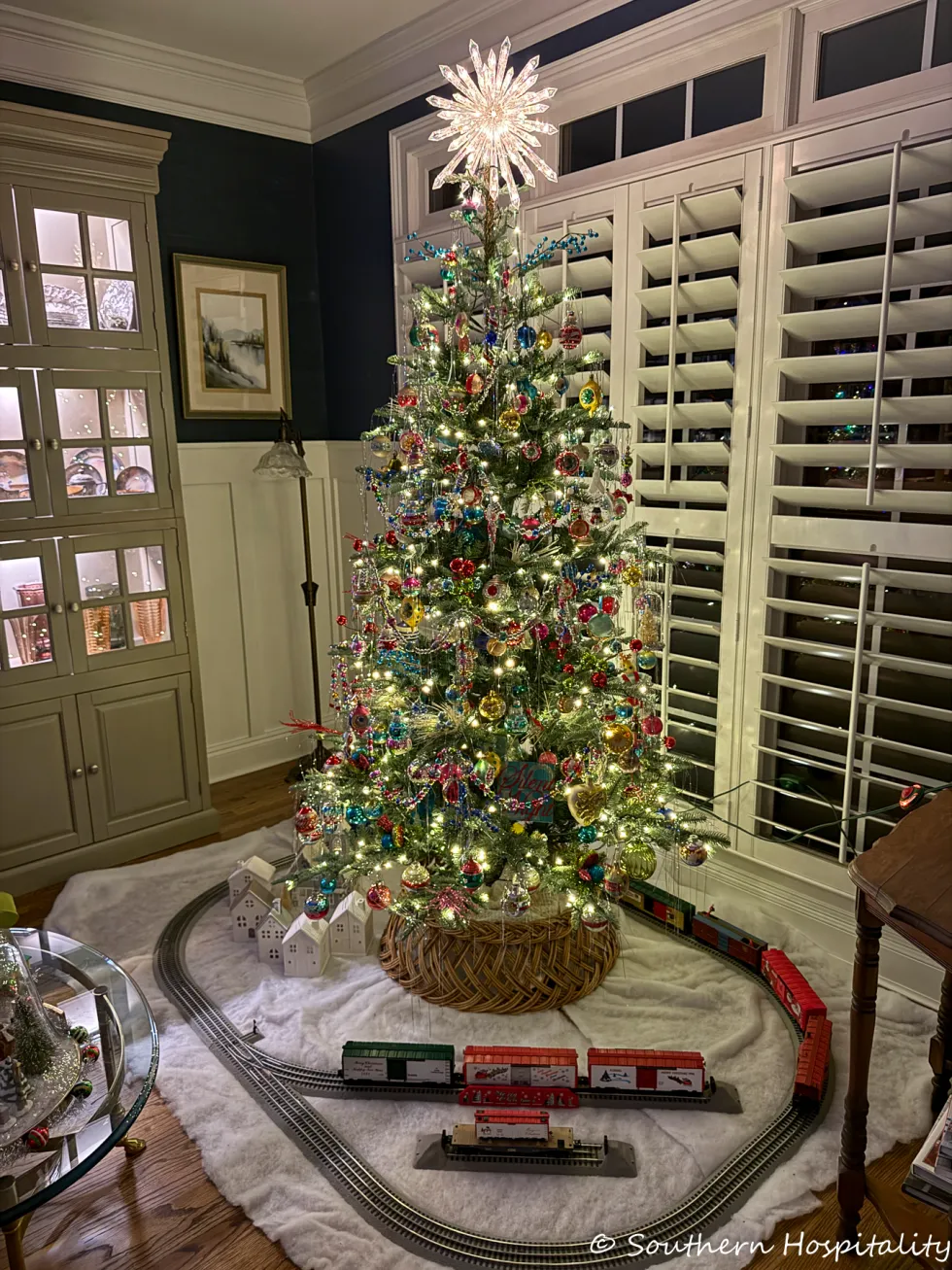 shiny brite tree & dining room cheer 40 shiny brite tree & dining room cheer