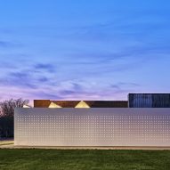 assemble sound unveils hq inside oma's lantern arts hub in detroit 6 the lantern detroit at night