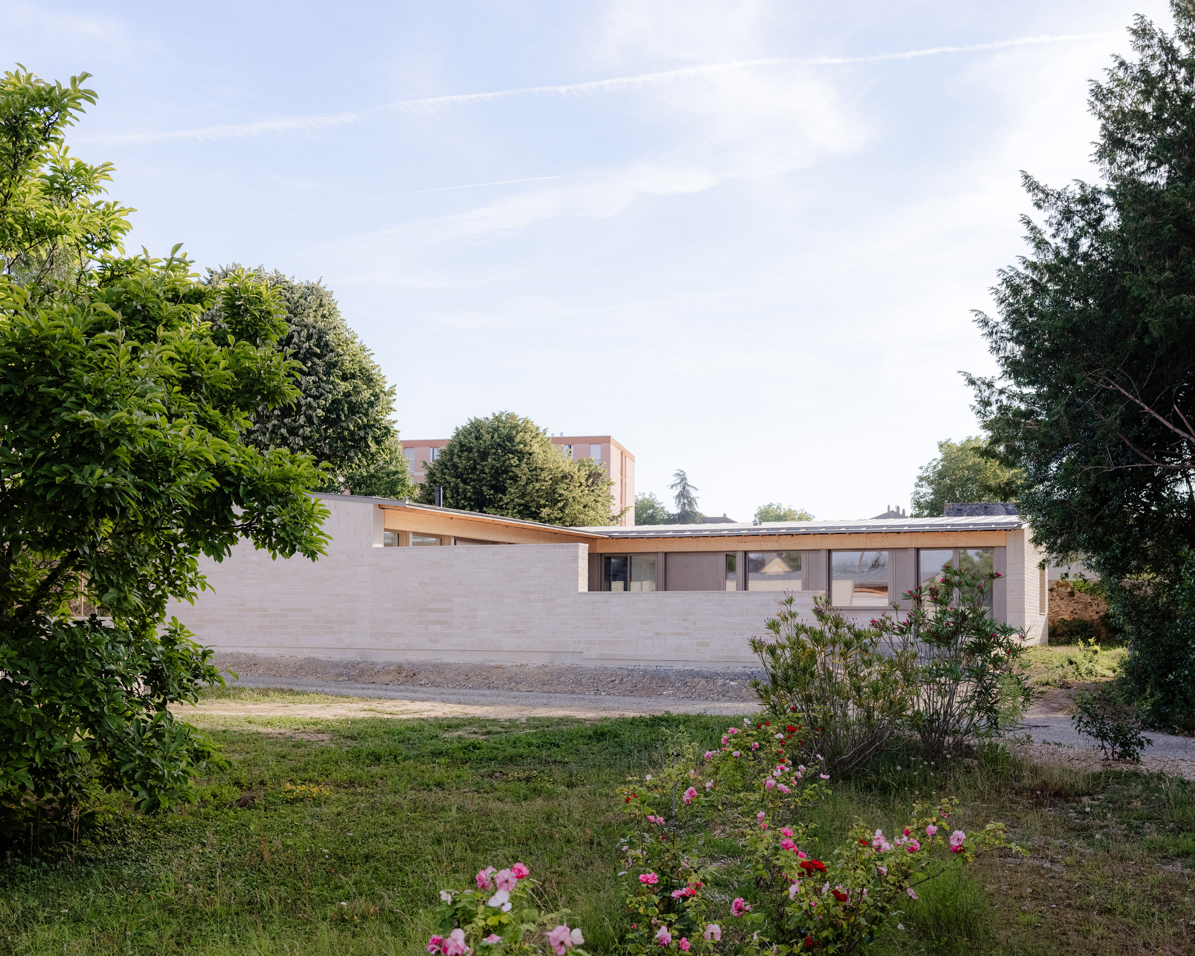 exterior view of house on rue de clermont in france