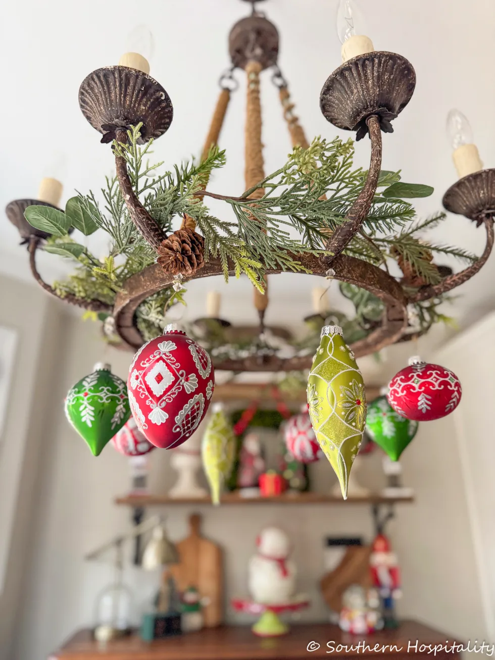 christmas mantel and kitchen - southern hospitality