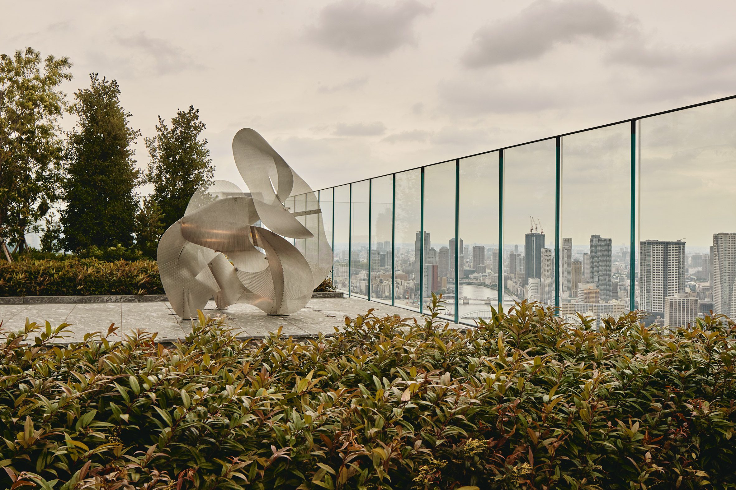 garden terrace of tokyo skyscraper hotel