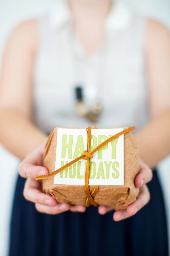 33 diy gift wrap ideas for the holidays - 17 diy gift wrap