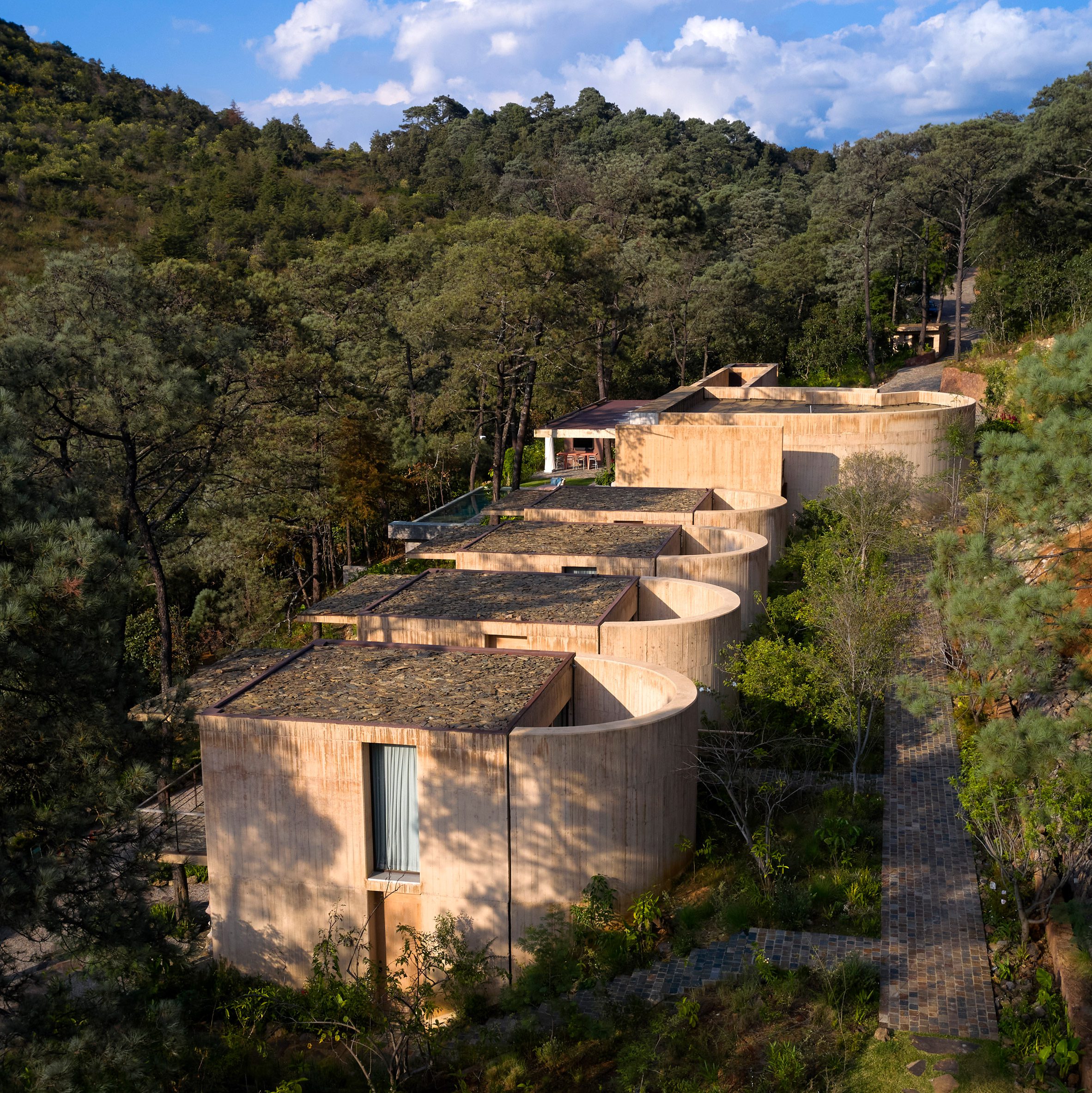 rancho del bosque house in valle de bravo by sordo madaleno