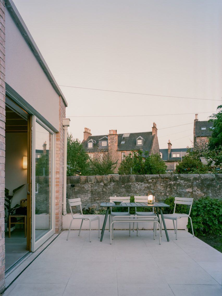 patio at catalog house by pend