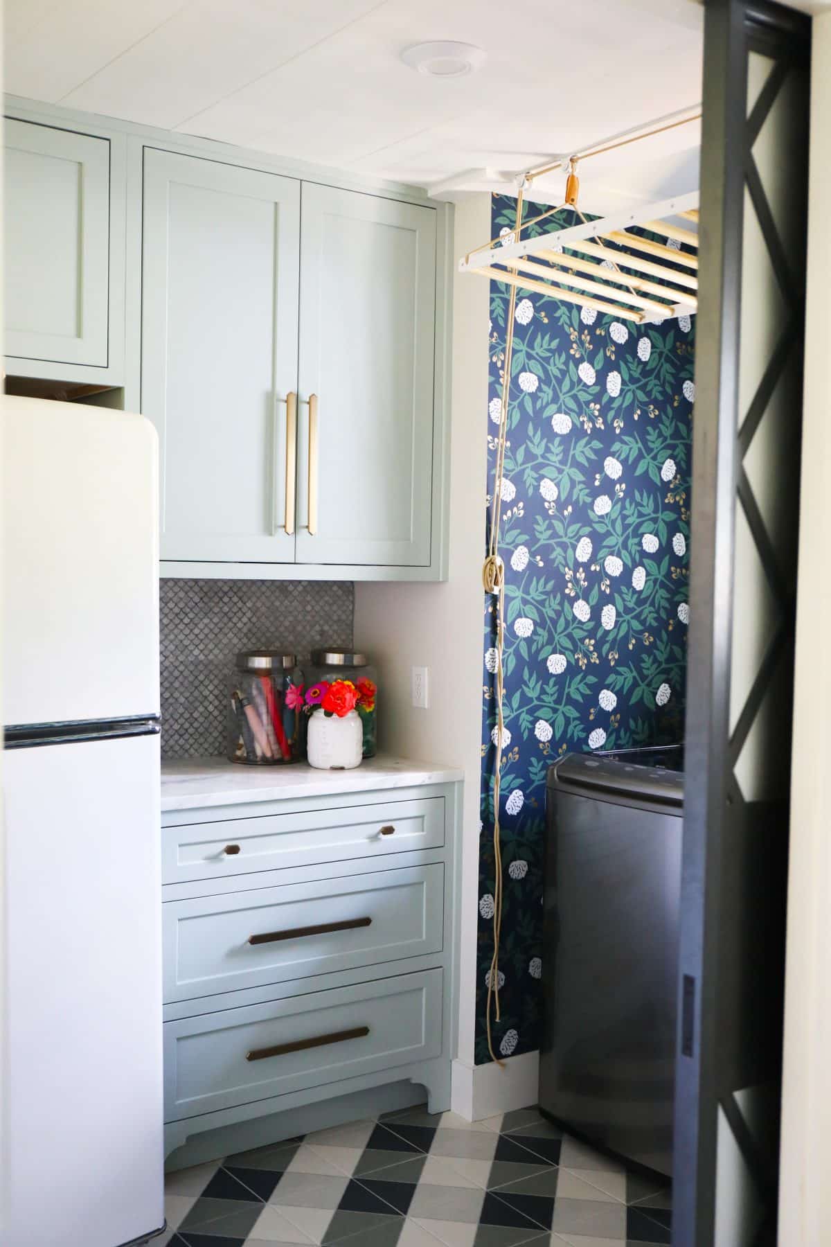 our best tips for creating a laundry room and butler's pantry 49 our best tips for creating a laundry room and butler's pantry