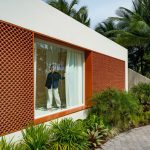 Paul Raff taps into Puerto Rico's "architectural roots" for house renovation Paul Raff taps into Puerto Rico's "architectural roots" for house renovation