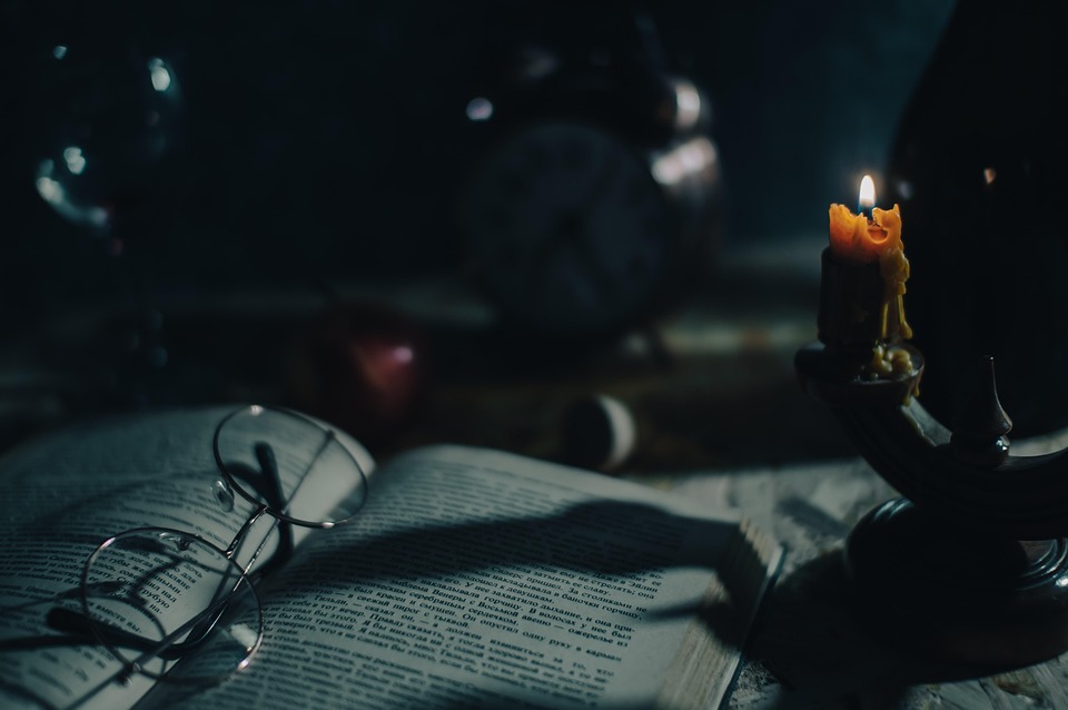 Best Of: Secrets in the Shadows: Layering Light Through Glass Vessels (7 words)