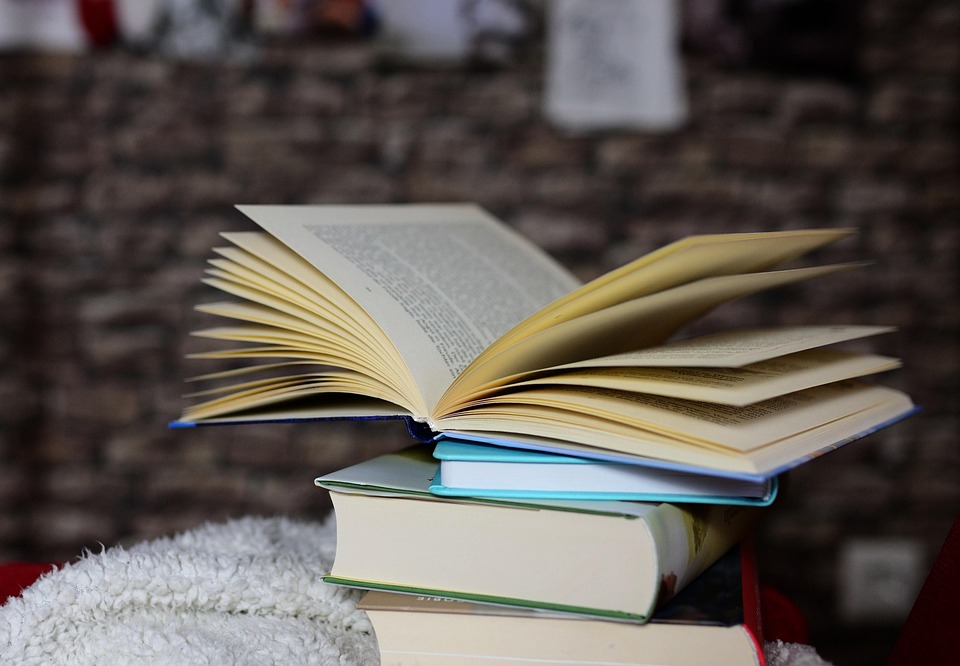 Eco How-To: Weaving Nest Boxes with Cracked Clay Shards Eco How-To: Weaving Nest Boxes with Cracked Clay Shards