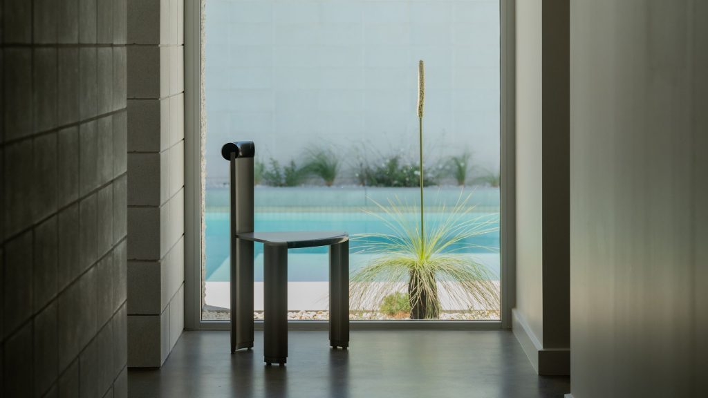 Tulip chair by Tom Black