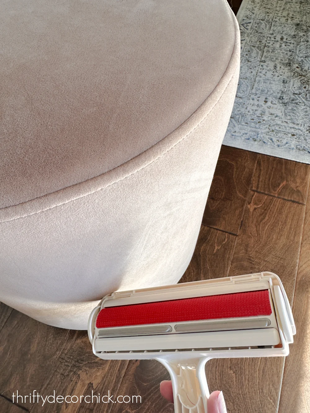 best pet removal gadget with ottoman