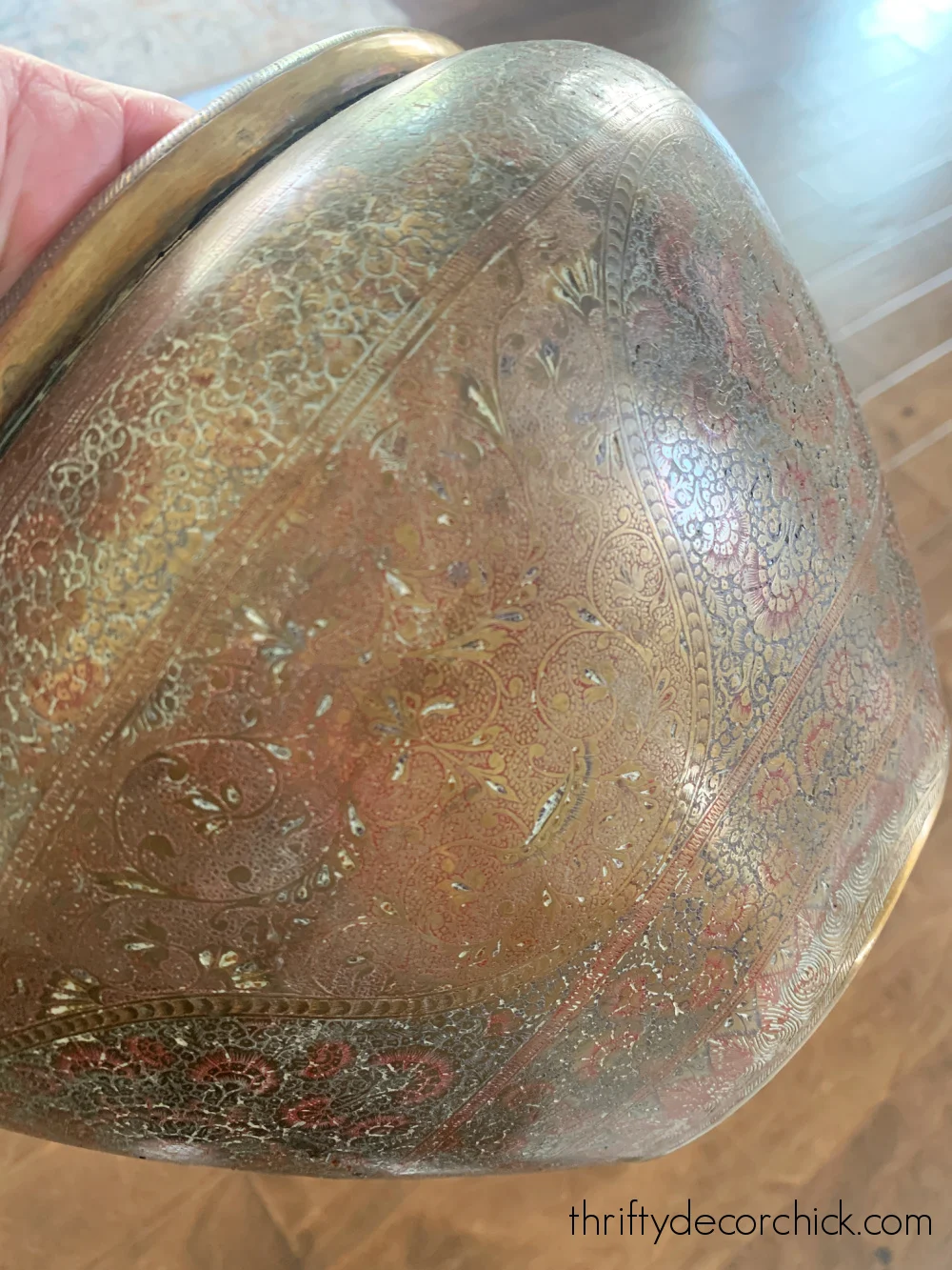 best methods to easily restore brass decor {and make it shine} | thrifty decor chick 9 badly tarnished brass decor