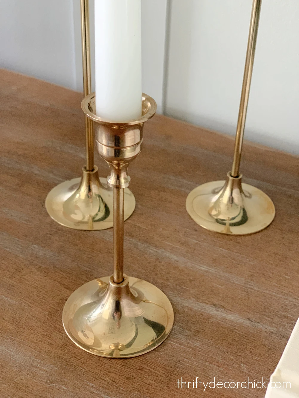 best methods to easily restore brass decor {and make it shine} | thrifty decor chick 12 restored brass candlesticks