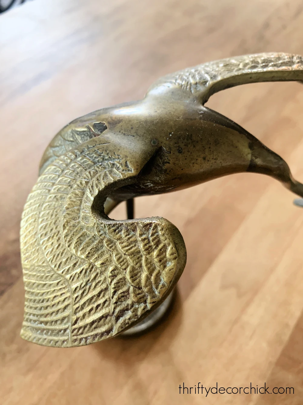 best methods to easily restore brass decor {and make it shine} | thrifty decor chick 14 tarnished brass crane figure