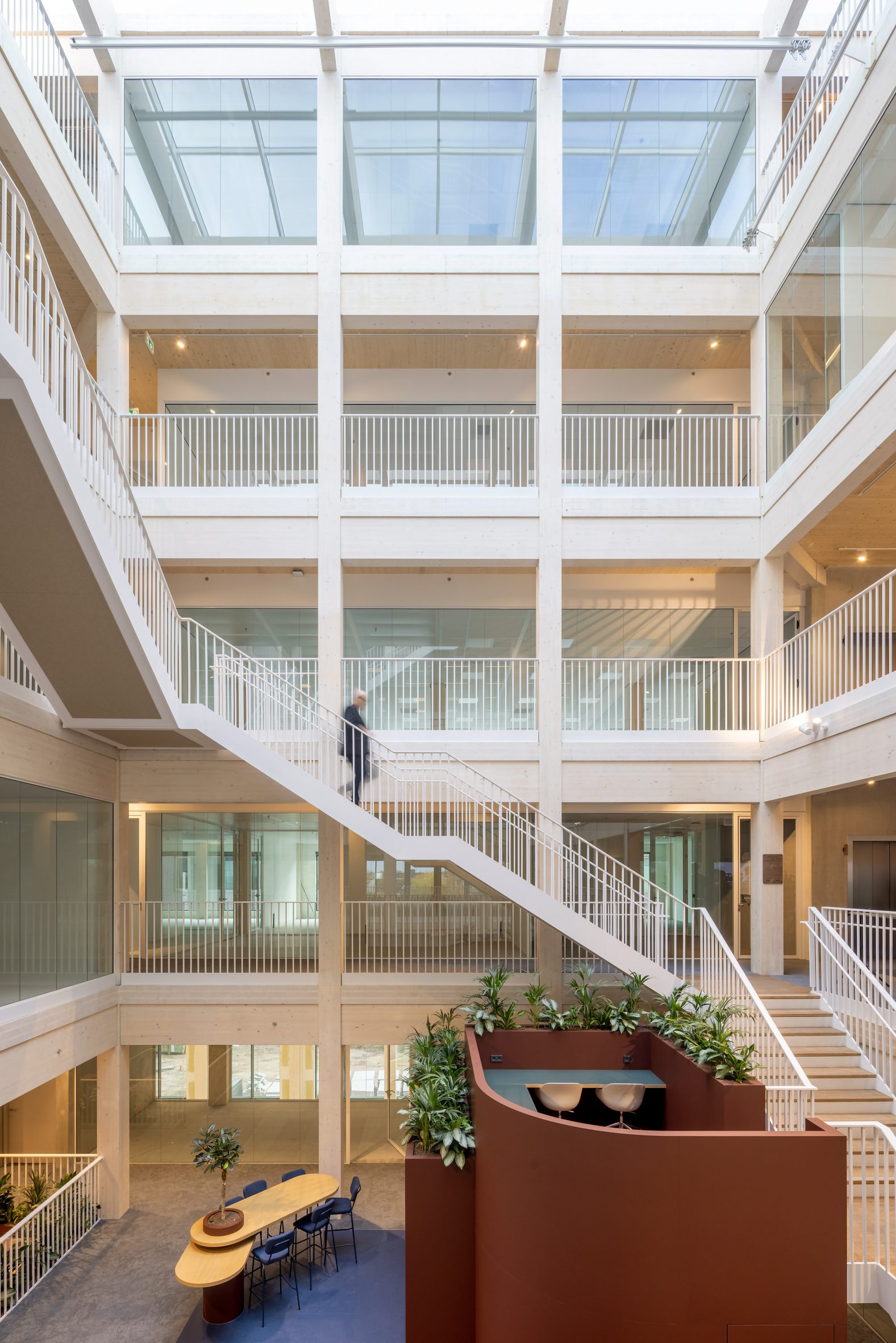 interior of plus ultra iii 