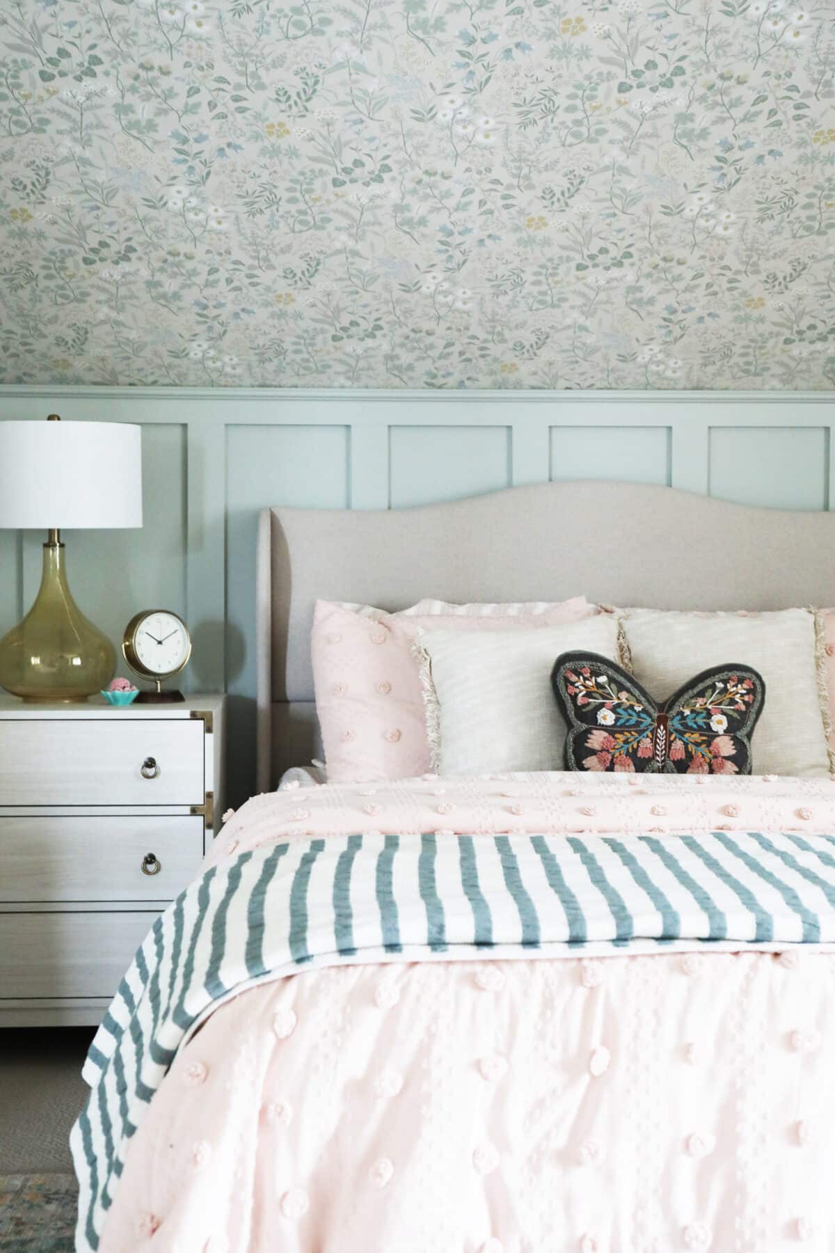 secret garden bedroom