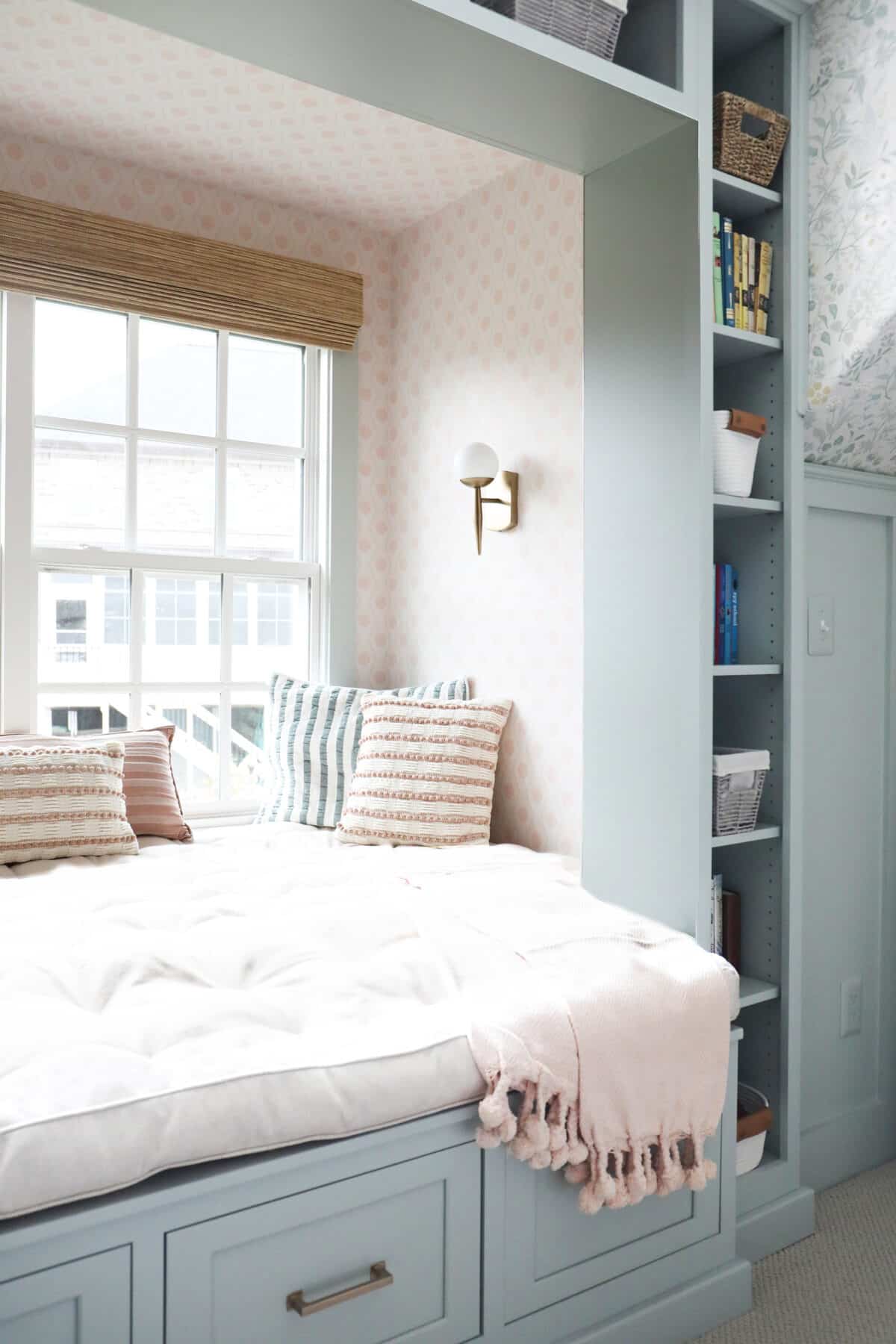 secret garden bedroom