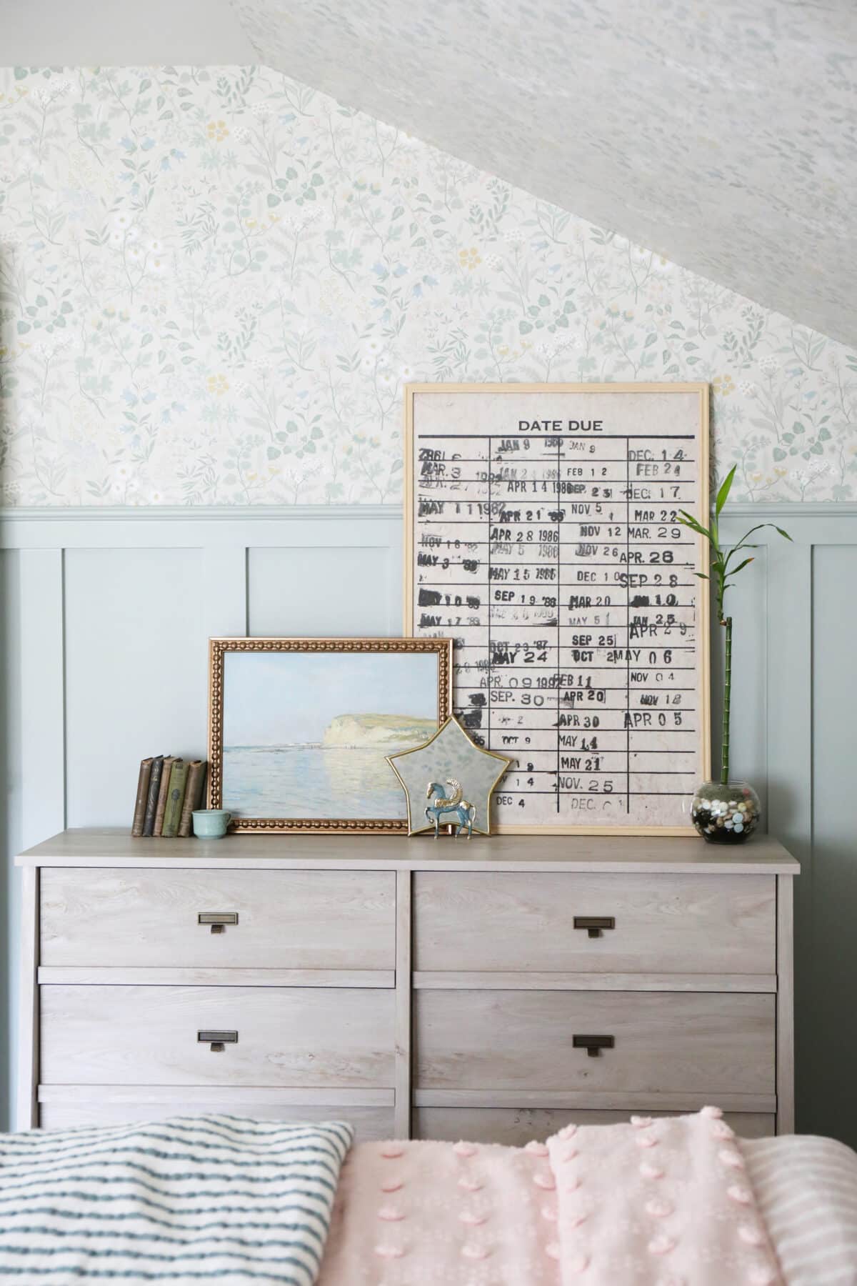 secret garden bedroom