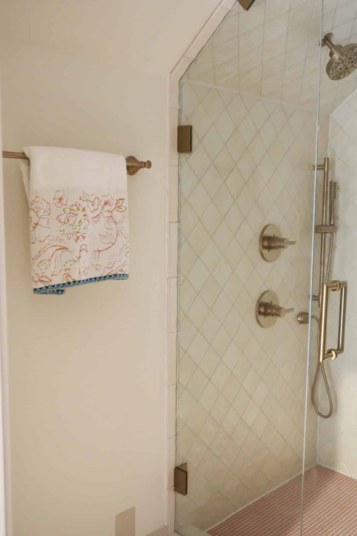 secret garden bedroom