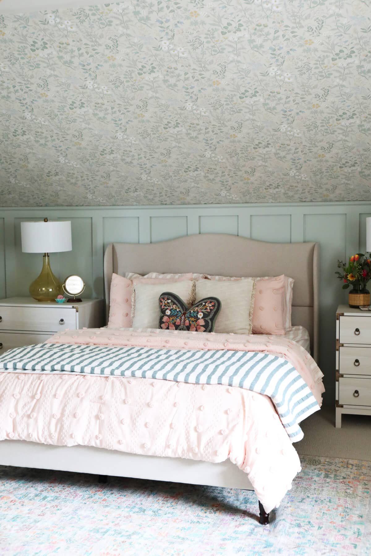 secret garden bedroom