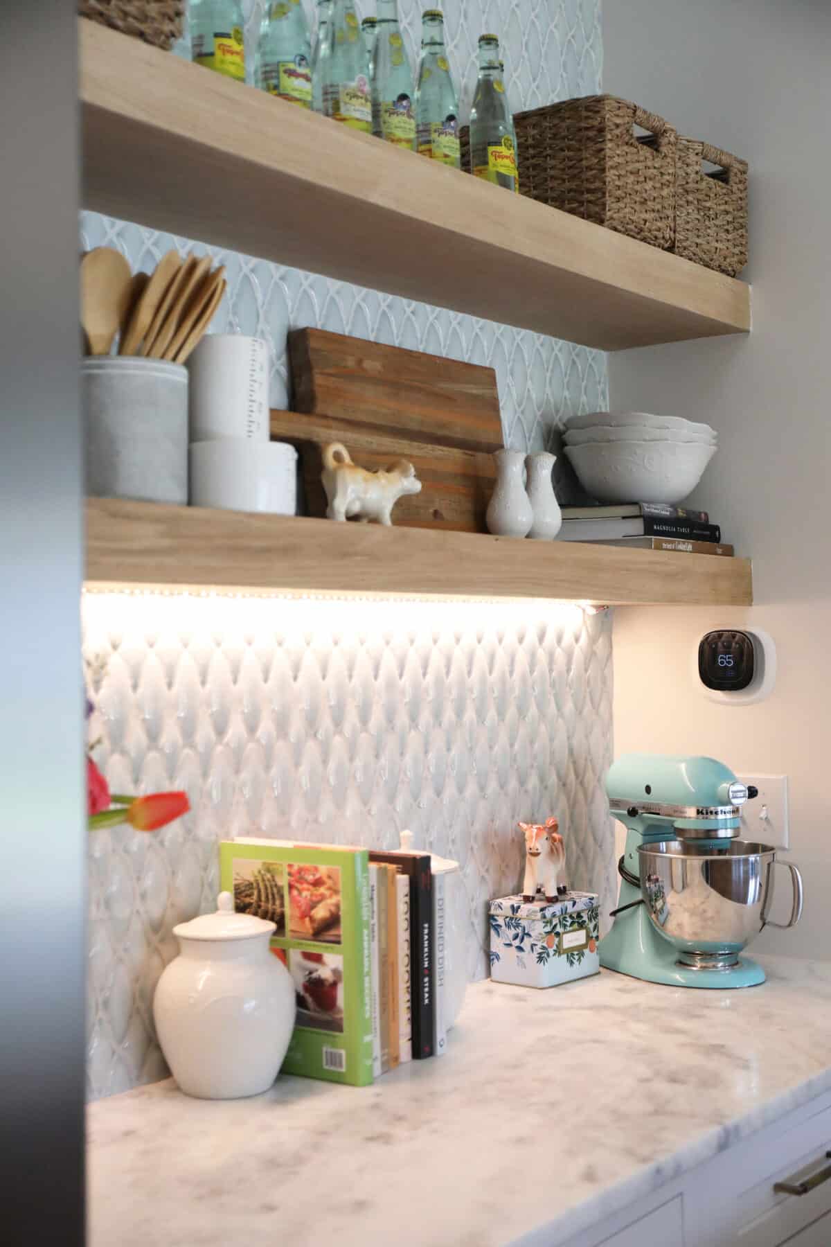 tips for open shelving in a kitchen