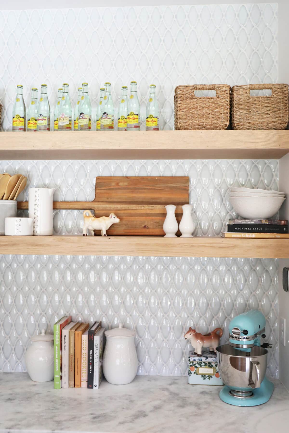 tips for open shelving in a kitchen