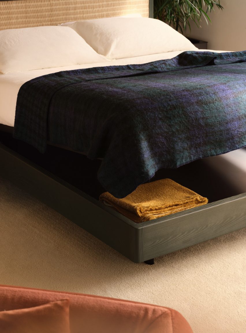 awase bed by omi tahara studio for bolzan