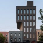 Commoncraft uses cantilever to extend “unconventional” Brooklyn building
