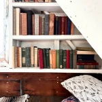 Different Ways to Use Vintage Books in Decorating