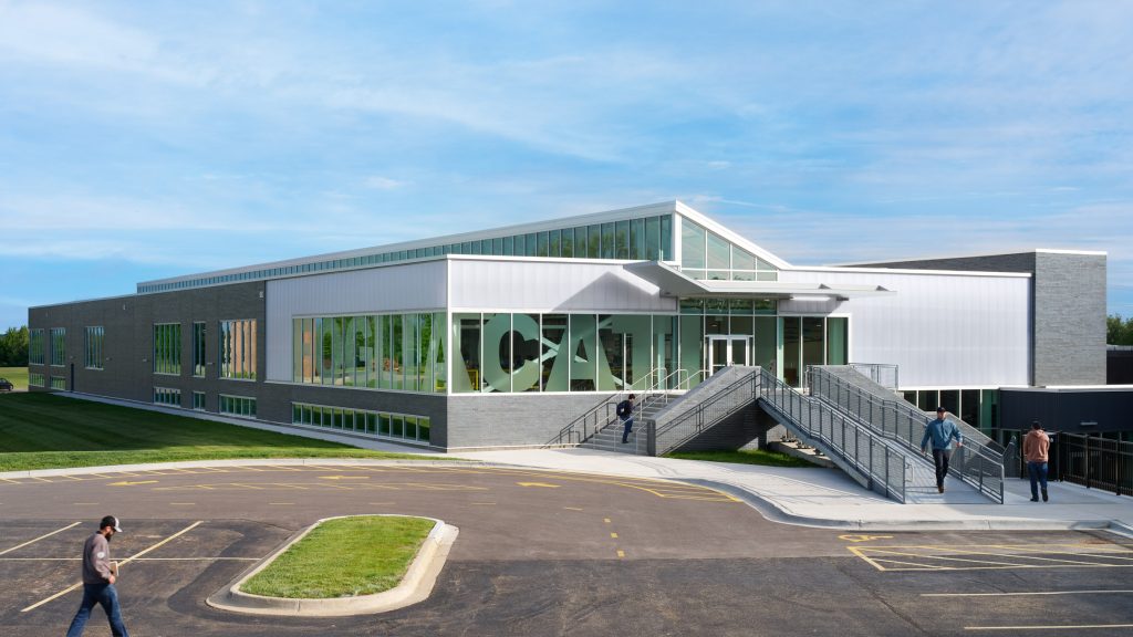 Ross Barney Architects exposes industrial elements at technical school