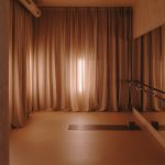 Lean Studio is a “serene” barre studio by Plantea Estudio Lean Studio is a “serene” barre studio by Plantea Estudio