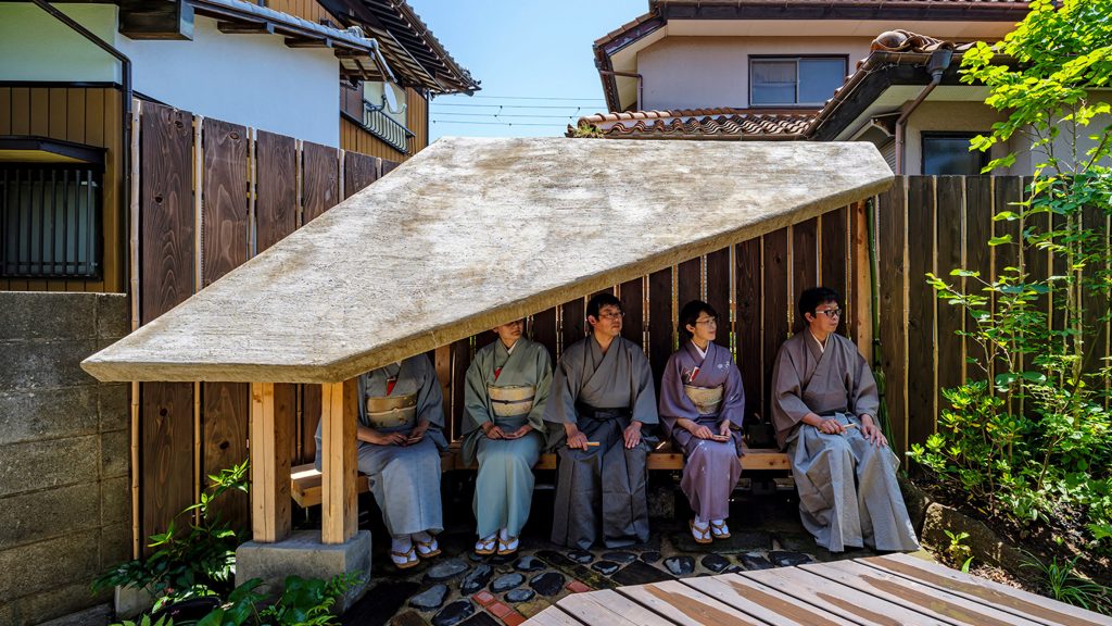 Sloping earthen roof tops Sekiyuan waiting area by Kurosawa Kawara-Ten