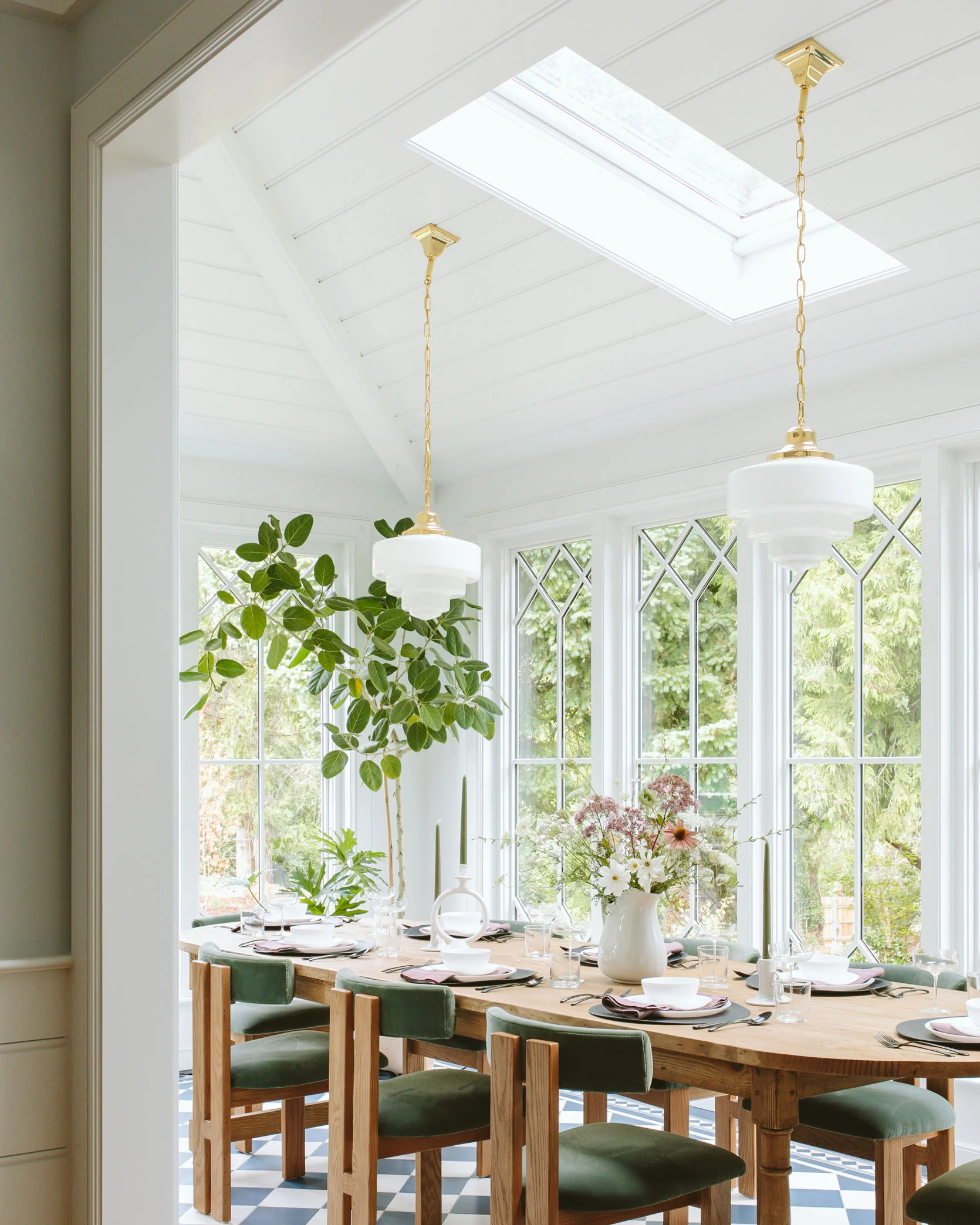 our 12 go-to white/neutral paint colors (+ how to never make the wrong paint choice again) 74 our 12 go-to white/neutral paint colors (+ how to never make the wrong paint choice again)